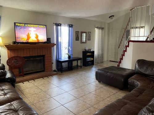 1722 Westwind St, Colton, CA 92324-6200