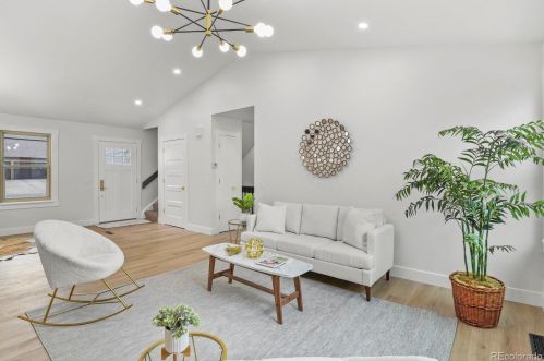 7743 Niagara Way, Englewood CO  80112-2515 exterior