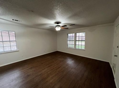 3409 Jewel St, Garland TX  75048-3873 exterior