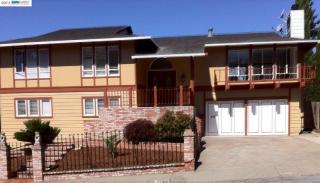 27981 El Portal Dr, Hayward, CA 94542-2529