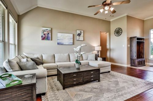 4233 San Pedro Ct, Fort Worth TX  76179-6802 exterior