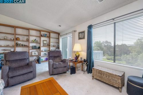 2006 Clearview Cir, Benicia, CA 94510-2057
