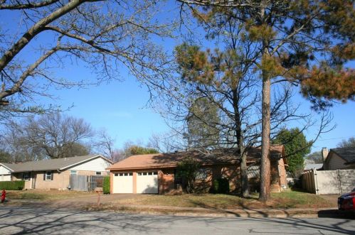 820 Gettysburg Pl, Bedford, TX 76022-7620