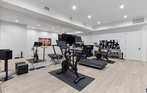 1575 Grant Rd, Los Altos CA  94024-6149 exterior