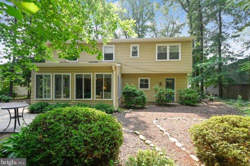 425 Fairford Ct, Severna Park, MD 21146-1636
