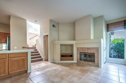 2 Altezza, Irvine CA  92606-8909 exterior