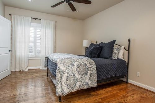 2808 River Brook Ct, Fort Worth TX  76116-0930 exterior