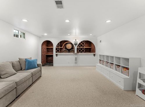 4930 Clarkson St, Englewood CO  80113-7008 exterior