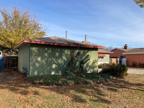 119 20th St, Tracy, CA 95376-2726