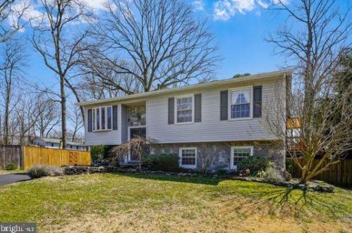 1540 Puffin Ct, Riviera Beach, MD 21122-6027