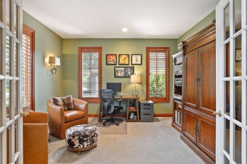 3315 Crestmoor Dr, Saint Paul MN  55125-5006 exterior