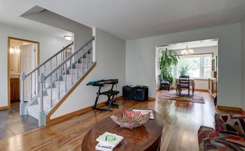 649 Sunrise Ct, Carol Stream IL  60188-1683 exterior