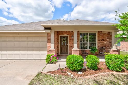 10616 Lipan Trl, Fort Worth TX  76108-6921 exterior