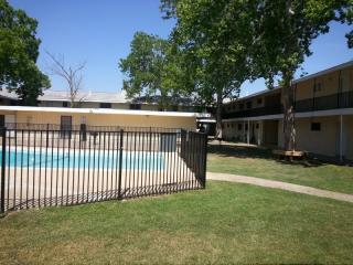 1303 Springvale Dr, San Antonio TX  78227-4743 exterior