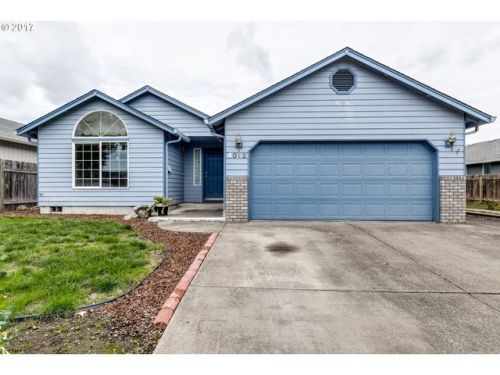 4072 Forsythia St, Springfield, OR 97478-5996