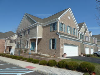 1 Demarest Dr, Millstone Township, NJ 07726-4192