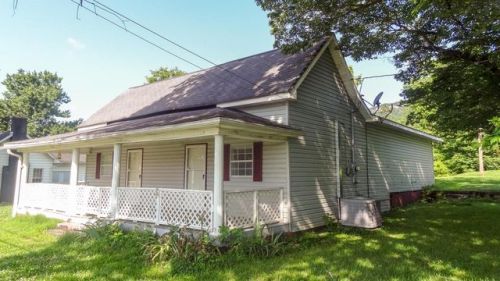 705 Main St, Powells Crossroads, TN 37397-5358