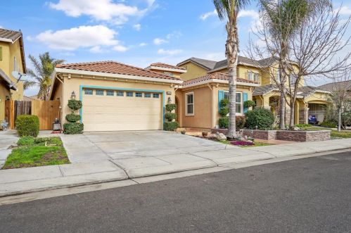 2413 Trident Dr, Modesto, CA 95355-7917