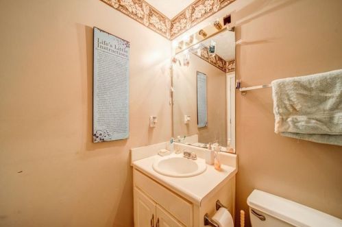 126 Ashland Dr, Stockbridge GA  30281-1769 exterior