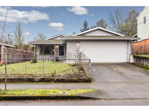 8400 Swenson St, Portland, OR 97203-1117