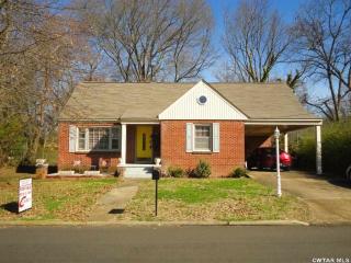 111 Second St, Henderson, TN 38340-1801