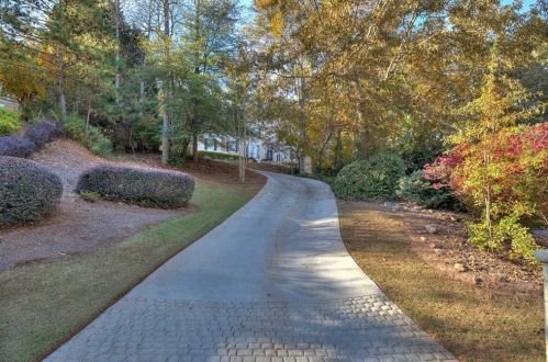 504 Stanford Falls Ct, Holly Springs, GA 30114-6838