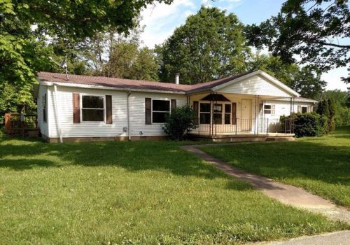 1300 Davis Memorial Rd, Peebles, OH 45660-9512