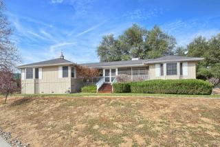 45398 Dillon Dr, Nipinnawassee, CA 93601-9755