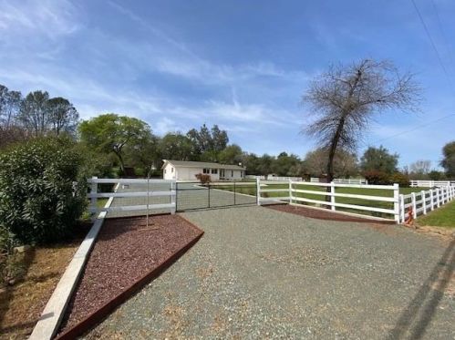 5577 Marysville Rd, Browns Valley, CA 95918-9751