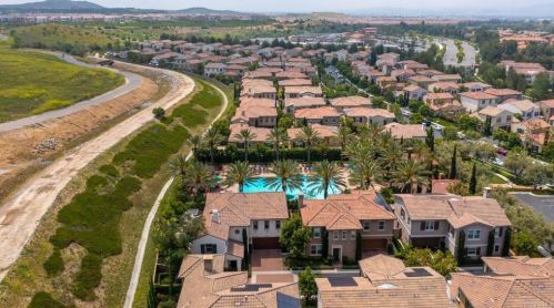 105 Coyote Brush, Irvine CA  92618-8873 exterior