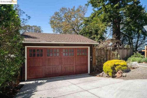 1456 Campus Dr, Berkeley, CA 94708-2006