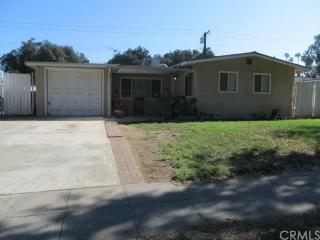 3823 Overland St, Riverside, CA 92503-4070