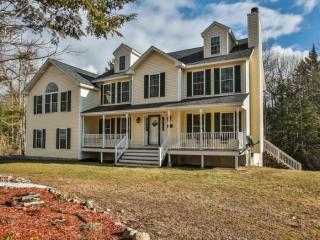 17 Sophia Ln, Wilton, NH 03086-5940