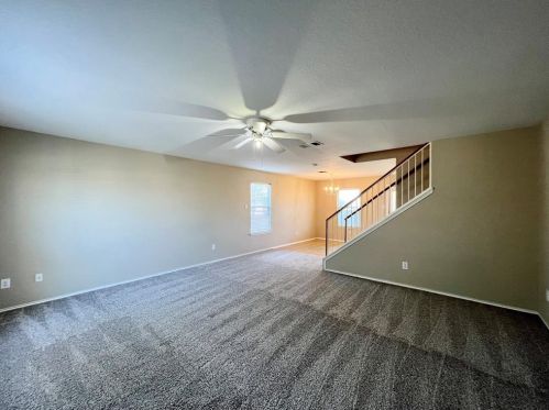 398 Paddington Dr, Uhland TX  78640-5793 exterior