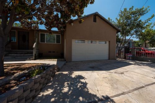 945 46th St, San Diego, CA 92102-3621