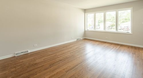 4059 Denley Ave, Schiller Park, IL 60176-1823