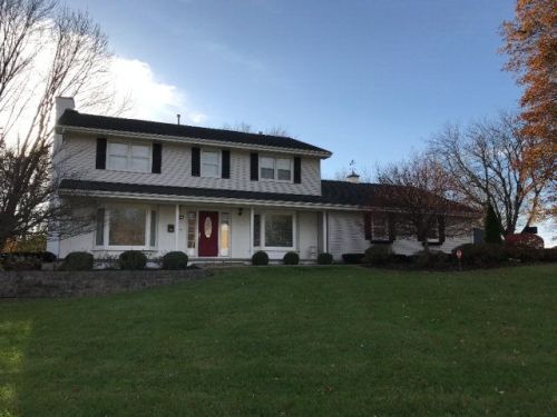 207 Denvale Dr, Danville, IL 61832-1208