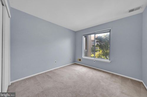 383 Silvia St, Trenton NJ 08628-3238 exterior