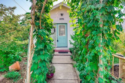 2096 Eaton St, Denver, CO 80214-1208