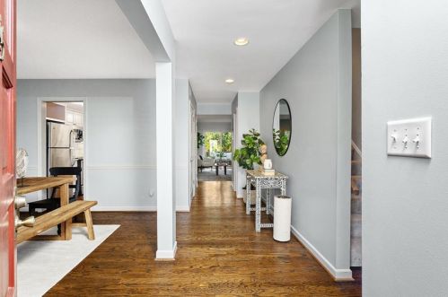 45 Ivy Gates, Atlanta, GA 30342-4222