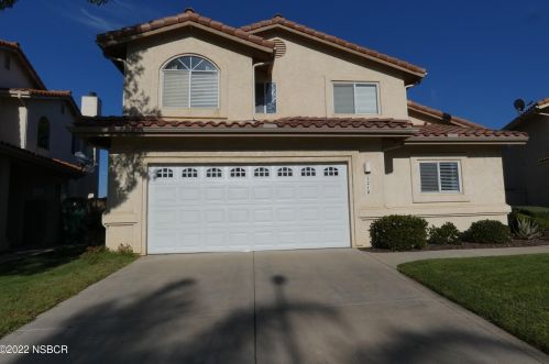 1210 Mount Whitney Way, Santa Maria, CA 93454-2661