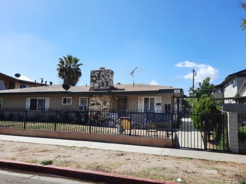 310 Wakefield Ave, Anaheim CA  92802-4222 exterior