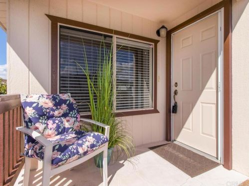 12 Blue Sky Ln, Oceanside, CA 92056-4822