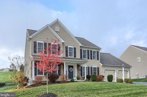 7039 Beaver Spring Rd, Harrisburg, PA 17111-4796