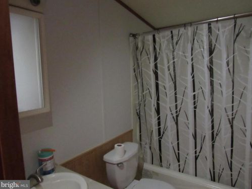 4226 Leah Ave, York PA  17315-3472 exterior