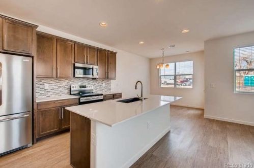 4327 98 Pl, Denver CO 80229-3289 exterior