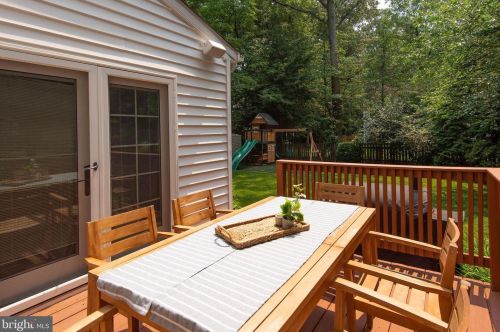 255 Lower Magothy Beach Rd, Severna Park MD  21146-2118 exterior