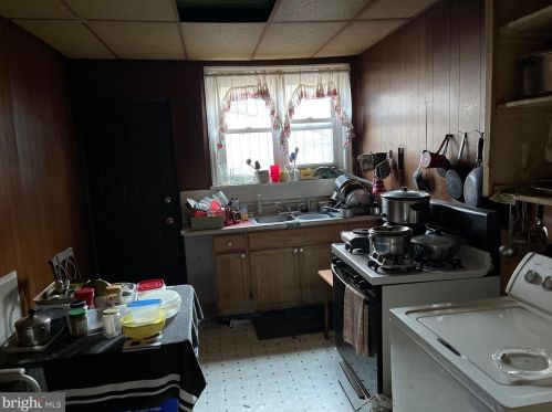 1445 16th St, Philadelphia PA  19121-4202 exterior