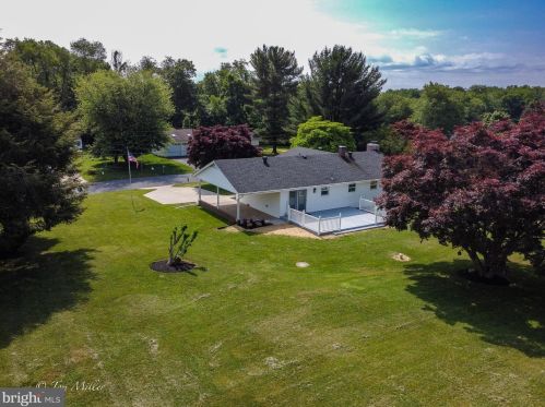 2112 Arden Dr, Fallston MD  21047-1404 exterior