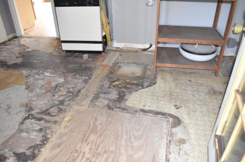 809 Dent St, Garland TX  75040-4921 exterior